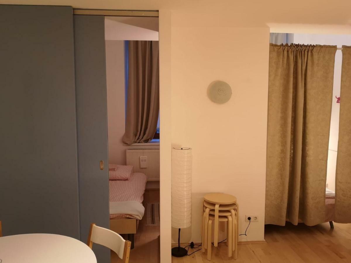 Low Budget Flat Rossau Appartement